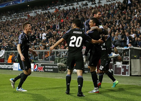 tran Bayern Munich vs Real anh 8