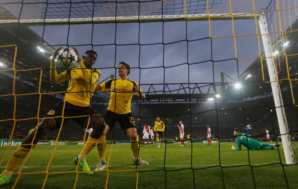 Mbappe pha ky luc Champions League anh 6