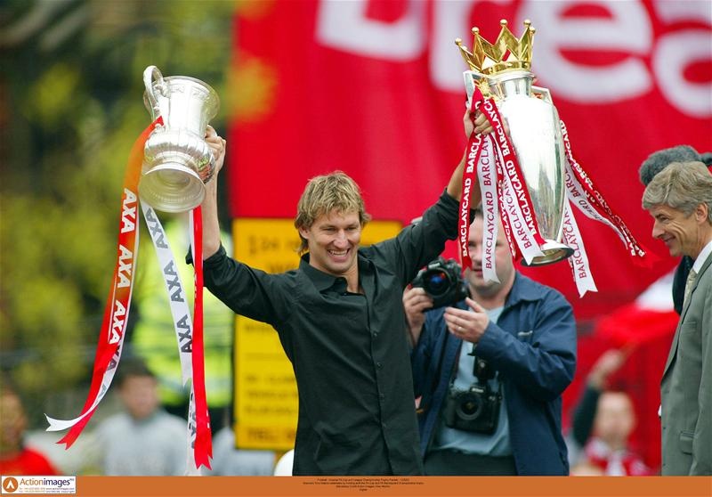 Arsenal xep duoi Tottenham anh 10