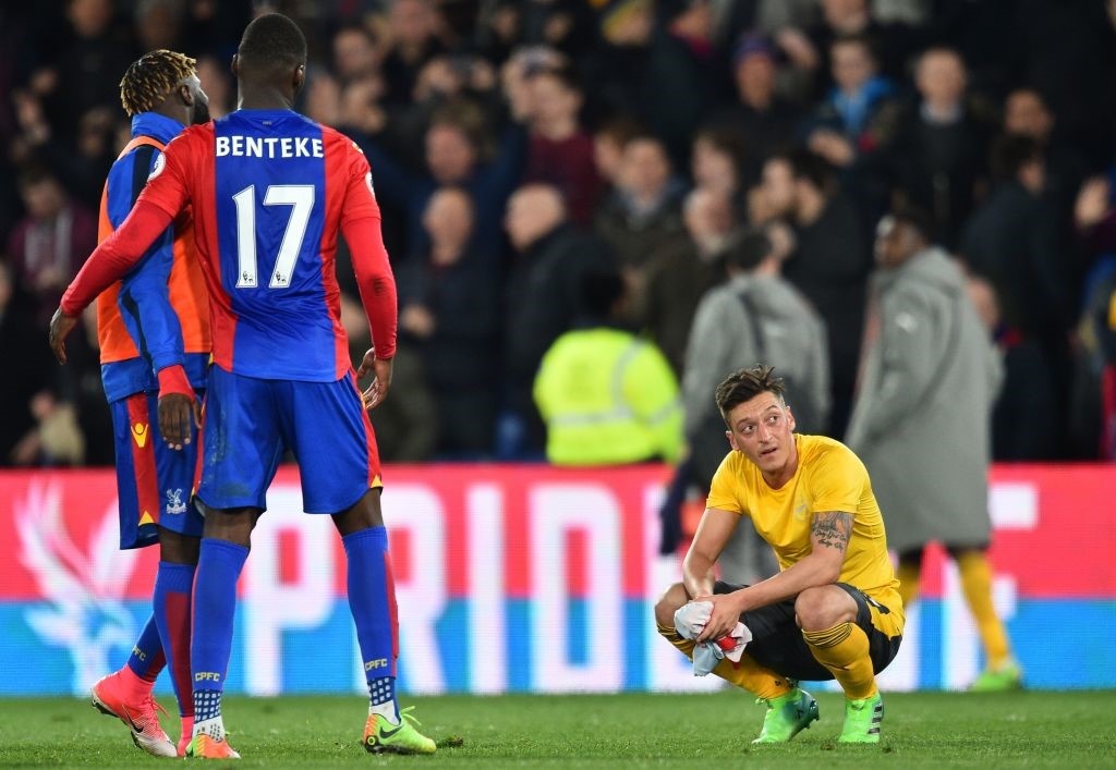 Arsenal xep duoi Tottenham anh 1