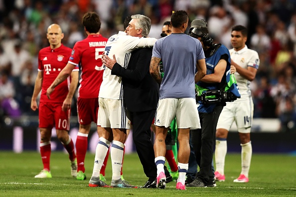 Ronaldo an ui Ancelotti anh 1