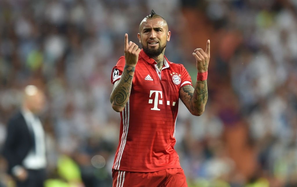 Sao Bayern 'danh hoi dong' trong tai sau tran thua Real hinh anh