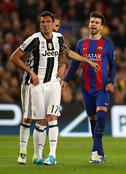 Messi nga dap mat xuong san anh 6