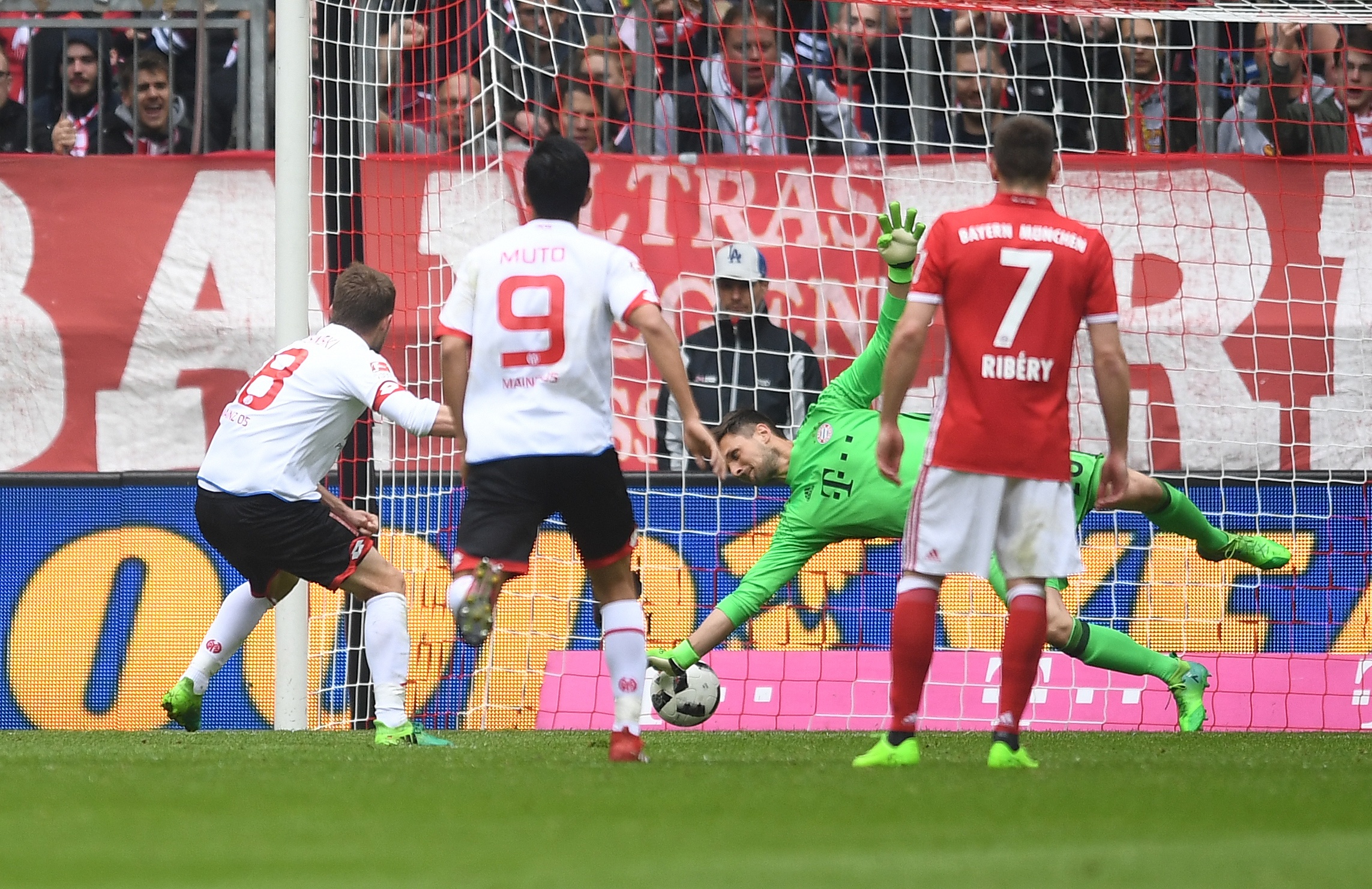 Tran Bayern vs Mainz 05 anh 5