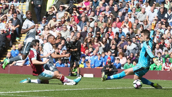 trận Burnley vs MU ảnh 9 tran Burnley vs MU anh 9