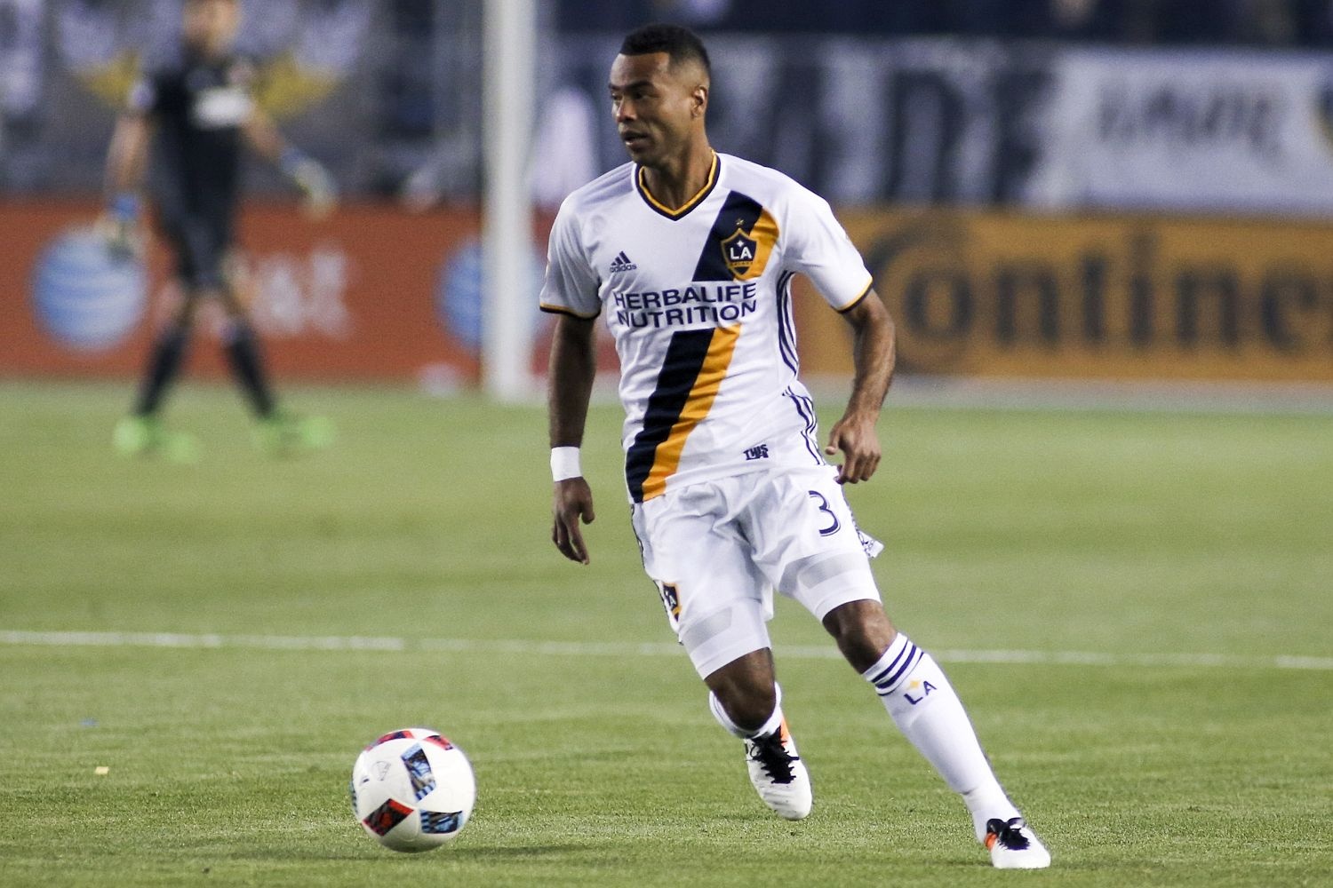 Ashley Cole luong thap o My anh 1