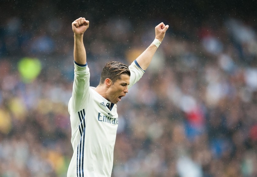 CR7 pha ky luc chan sut vi dai nhat 6 giai hang dau chau Au hinh anh