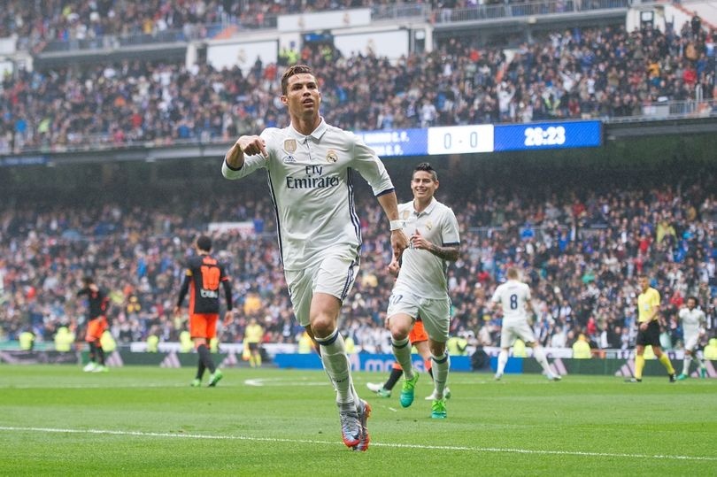 tran Real Madrid vs Valencia anh 7