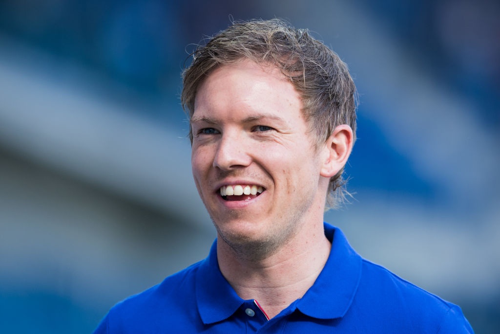 HLV bằng tuổi Messi ảnh 1 HLV bang tuoi Messi anh 1