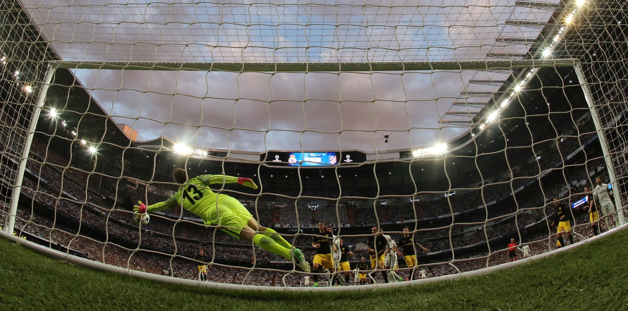 tran Real vs Atletico anh 5