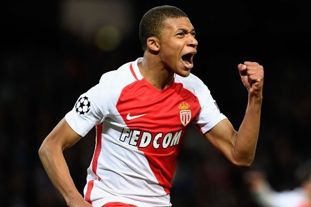 Chelsea tung tu choi mua sat thu Mbappe voi gia beo hinh anh