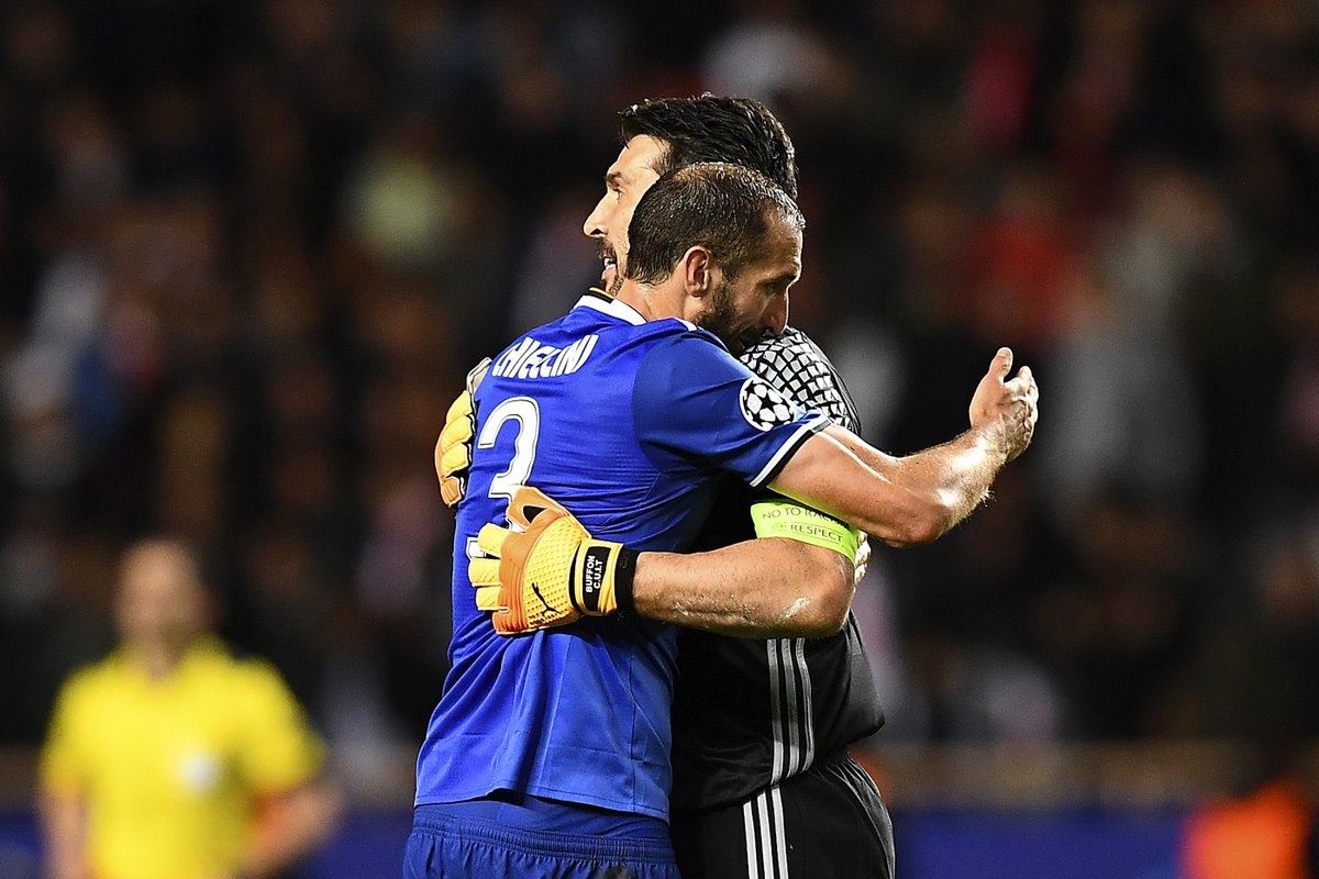 Nhung thong ke dang ne cua hang phong ngu Juve sieu viet hinh anh