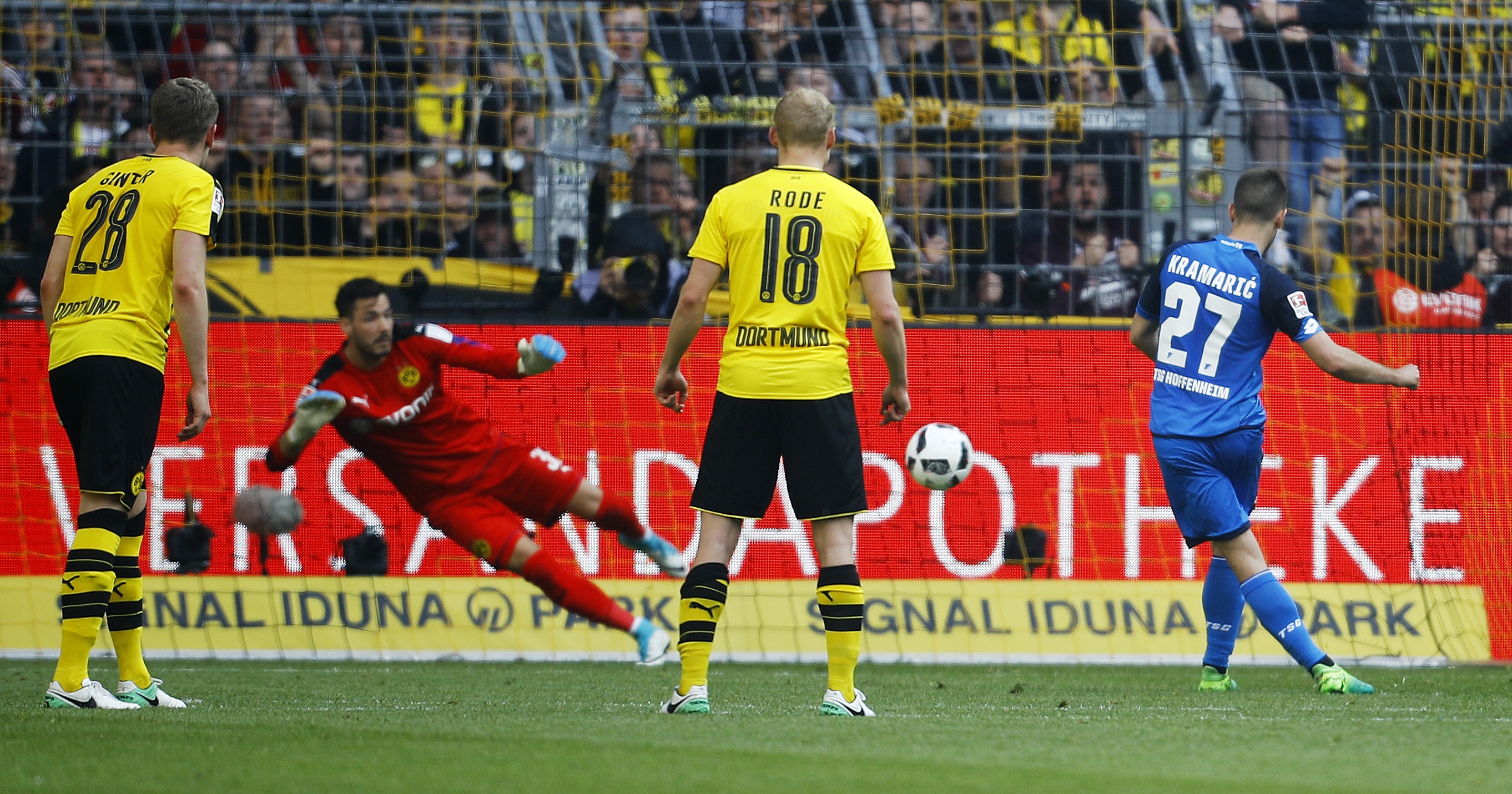 tran Dortmund vs Hoffenheim anh 5