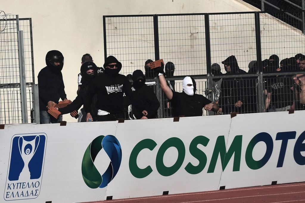 canh sat va CDV dung do o Hy Lap anh 11