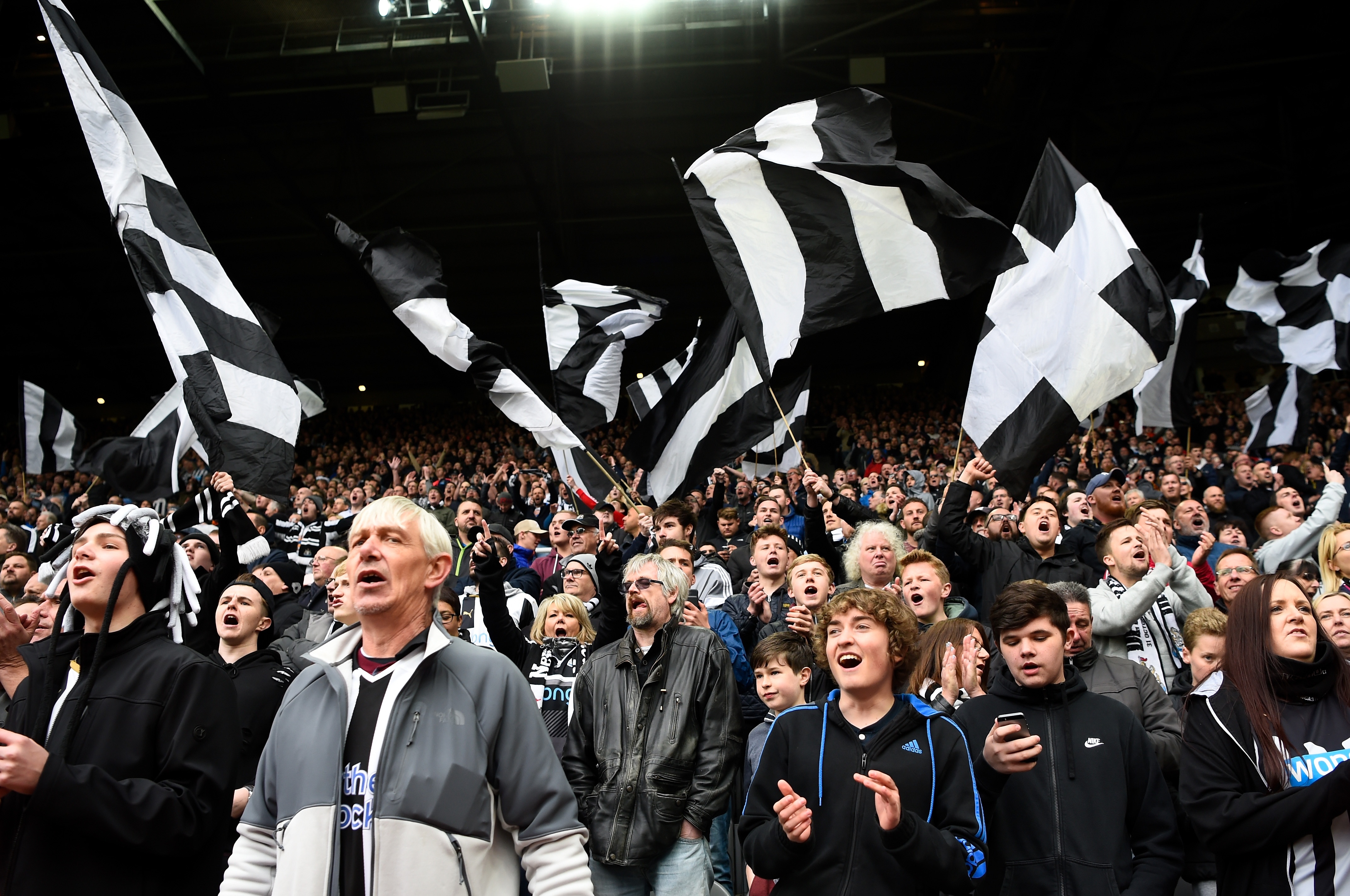 Newcastle vô địch Championship ảnh 11 Newcastle vo dich Championship anh 11