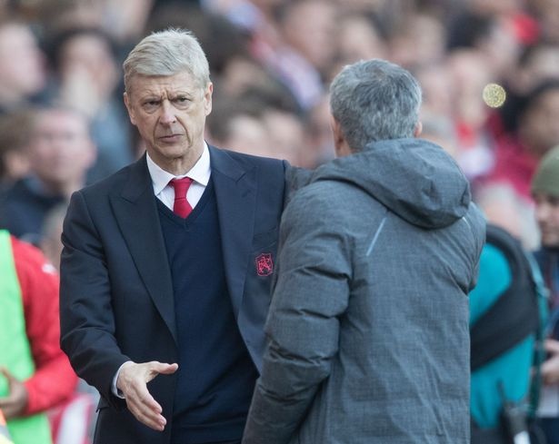 màn bắt tay của Mourinho và Wenger ảnh 2 man bat tay cua Mourinho va Wenger anh 2