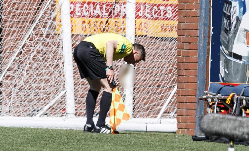 Trong tai bien nhan the do hy huu vi hanh dong mat ve sinh hinh anh