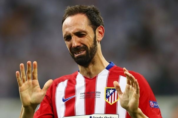 CDV Real bi phan don vi xat muoi vao vet thuong long Atletico hinh anh