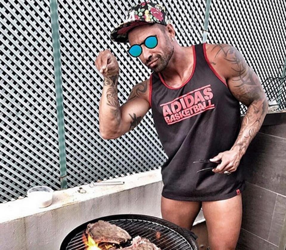 sao bong da lot xac voi co bap do so anh 6