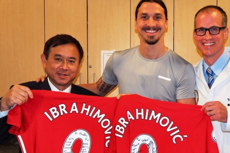 Bac si chua het kinh ngac ve Ibra hinh anh