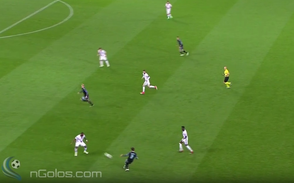 tran Lyon vs Ajax anh 1