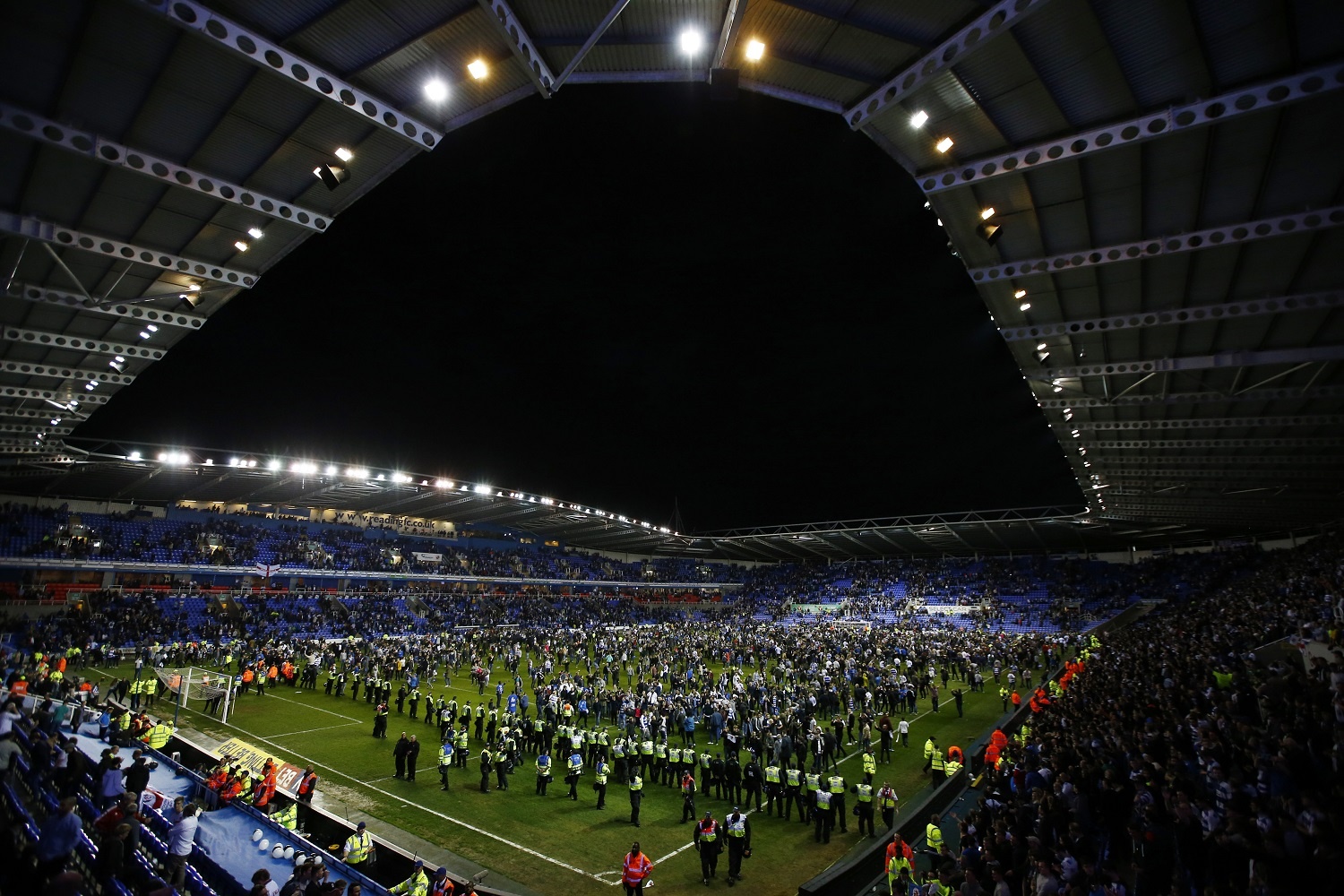 play-off Championship anh 10