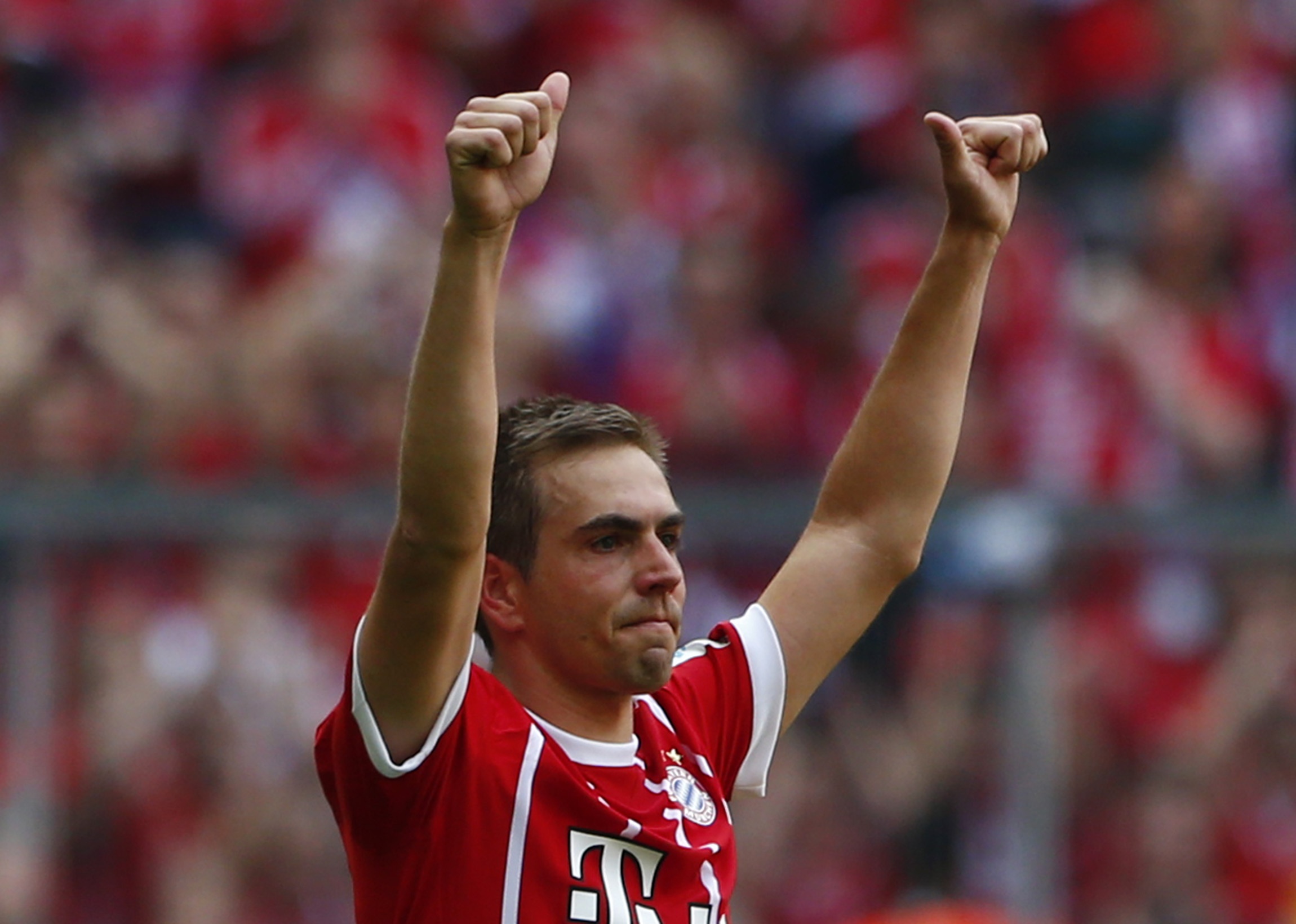 Lang tuc cau the gioi gia biet hai tuong dai hinh anh