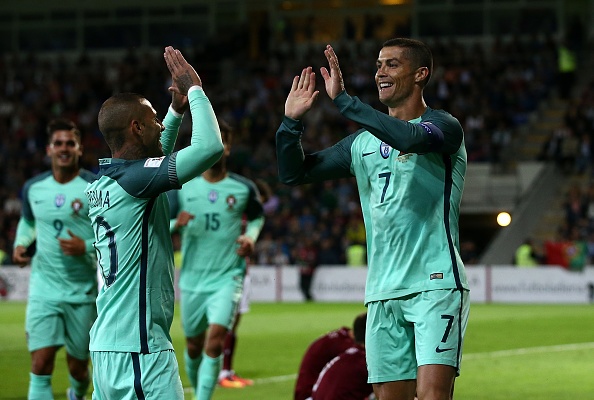 tran Latvia vs Bo Dao Nha anh 5