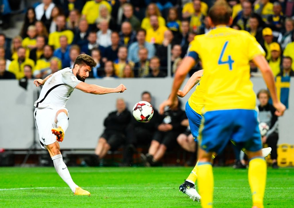 tran Thuy Dien vs Phap anh 1