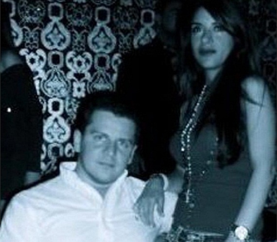 Fabregas ru vo sinh con thu sau anh 4