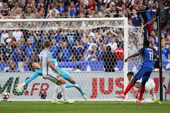 tran giao huu Phap vs Anh anh 12