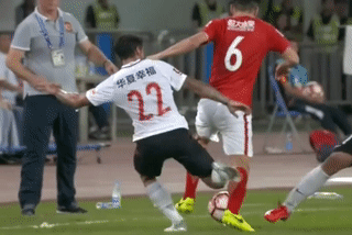 Cuu sao PSG 'da lao' o Trung Quoc hinh anh