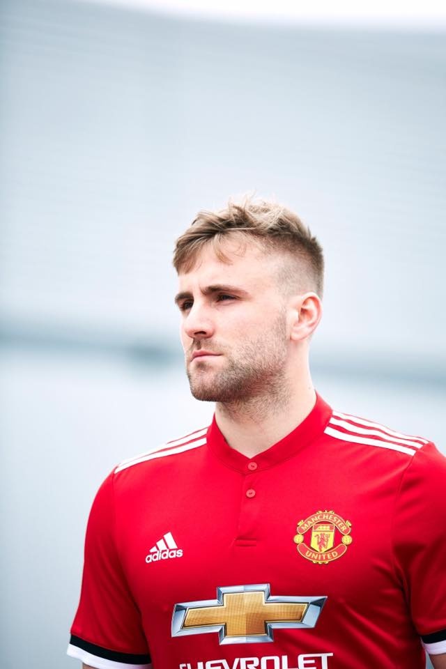 MU cong bo ao dau mua sau anh 7