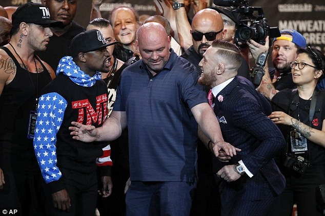 McGregor vs Mayweather anh 10