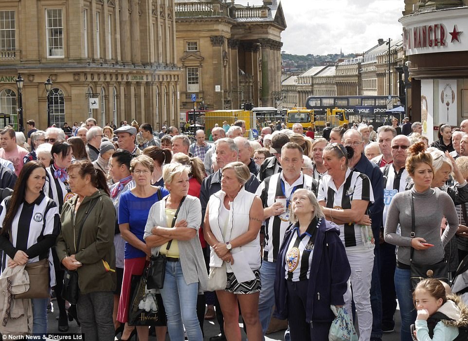 Bradley Lowery qua doi anh 13
