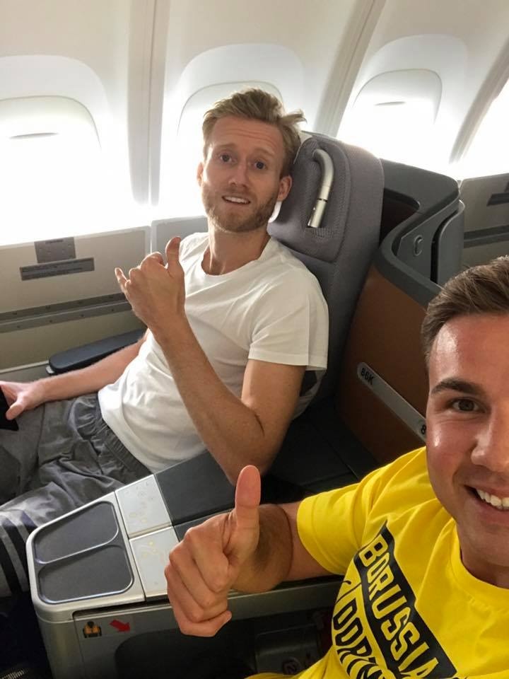 Mario Goetze tro lai san co anh 10