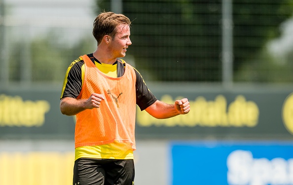 Mario Goetze tro lai san co anh 7