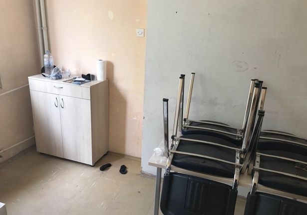 tran Sieu cup chau Au anh 4