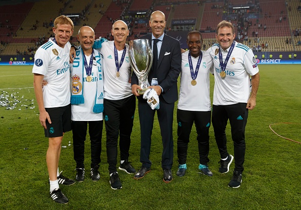 Zidane gia hạn hợp đồng ảnh 1 Zidane gia han hop dong anh 1