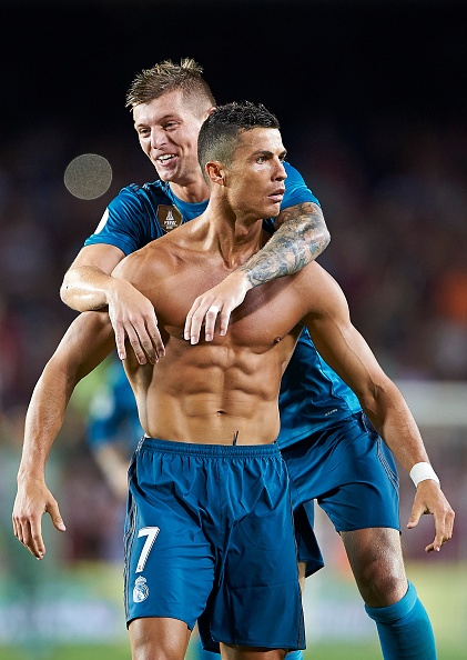 Ronaldo bi cam thi dau anh 7