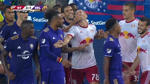 Video Kaka dinh the do hinh anh