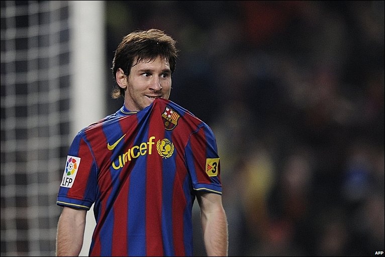 Messi tung day trong tai o El Clasico va thoat an treo gio hinh anh