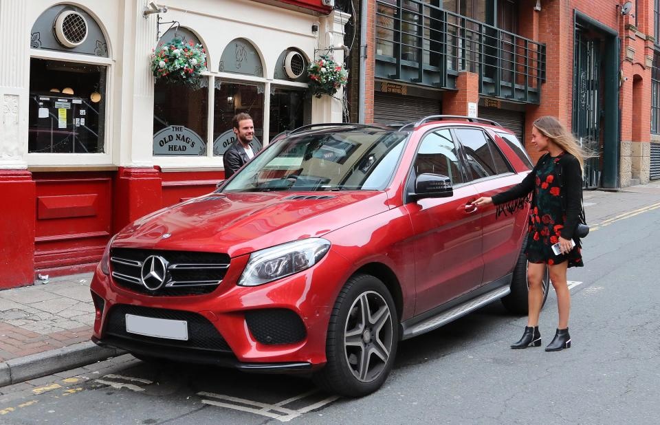 sao MU đi ăn sinh nhật Herrera ảnh 6 sao MU di an sinh nhat Herrera anh 6