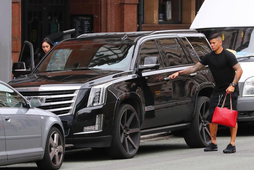 sao MU đi ăn sinh nhật Herrera ảnh 4 sao MU di an sinh nhat Herrera anh 4