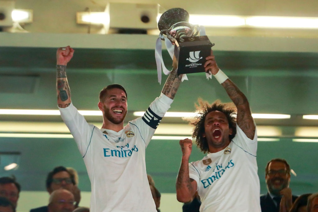 Sau 40 tran Sieu kinh dien, Real lan dau cam bong nhieu hon Barca hinh anh