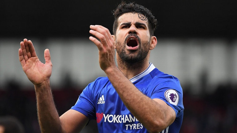 Diego Costa: 'Chelsea qua tham lam' hinh anh