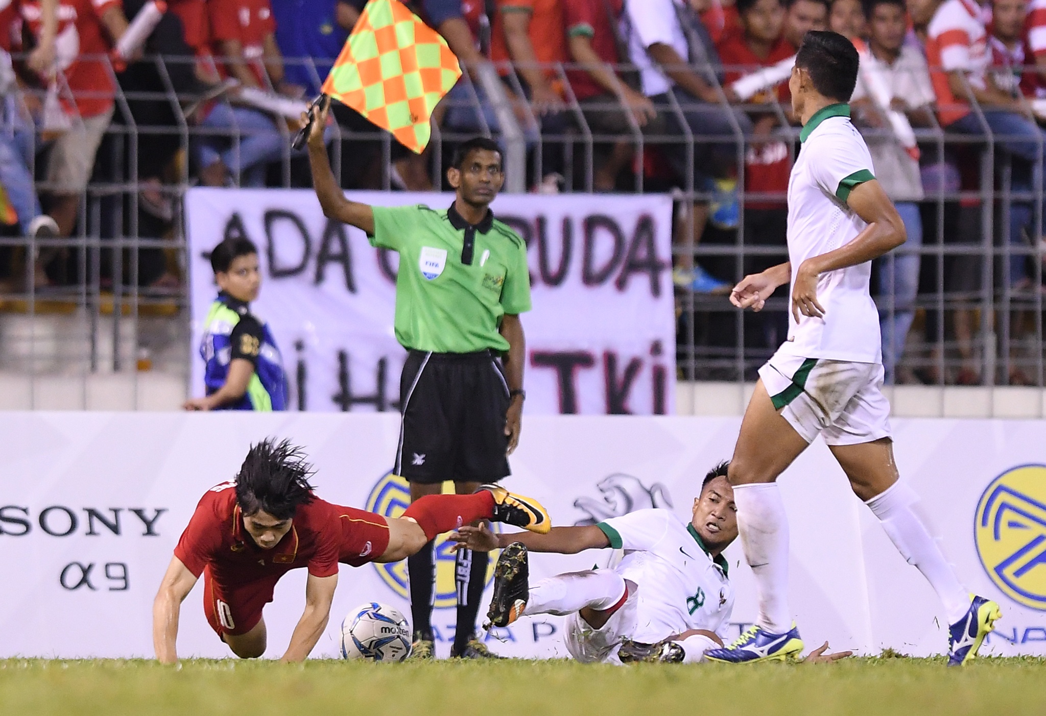tran U22 Viet Nam vs U22 Indonesia anh 11