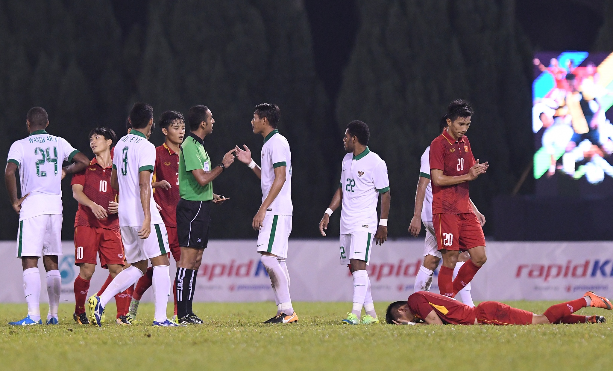 tran U22 Viet Nam vs U22 Indonesia anh 3