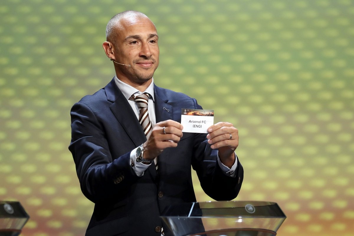 Europa League 2017/18: Arsenal va AC Milan vao bang de tho hinh anh