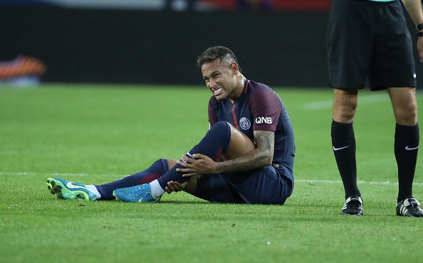 PSG thang vong 4 anh 8